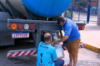 Falta de água em Passo Fundo<!-- NICAID(15983900) -->