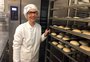 O orgulho de uma fábrica de pães de Porto Alegre: ser livre da "lupa" no rótulo