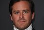 Armie Hammer não será processado por acusação de estupro 