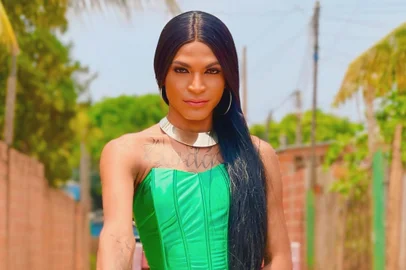 Cantora trans Santrosa, 27 anos. Foto: Instagram/Reprodução<!-- NICAID(15911273) -->
