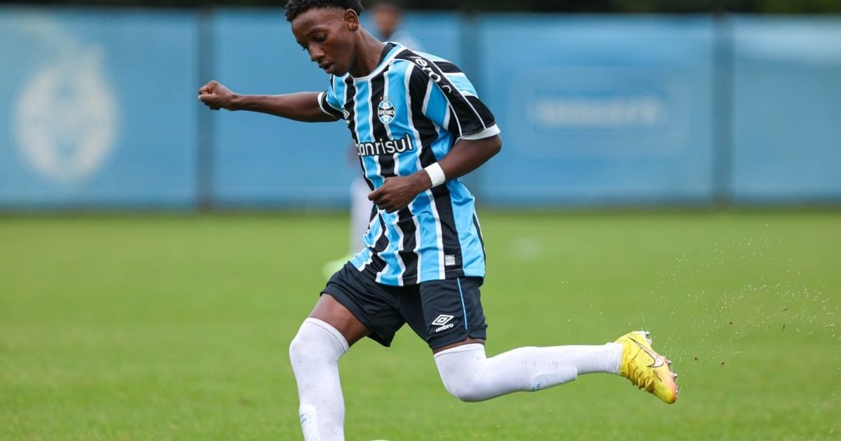 Quem é Gabriel Mec, meia-atacante que desponta como principal promessa da base do Grêmio