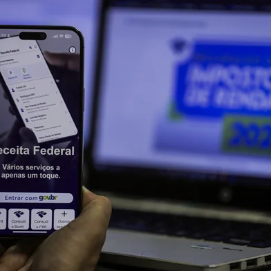 Brasília (DF), 01/04/2025 - IR 2025: Declaração pré-preenchida é liberada com previsão de 57% de adesão. A expectativa é que a ferramenta seja usada para mais da metade das declarações enviadas em 2025. Foto: Joédson Alves/Agência Brasil<!-- NICAID(16085174) -->
