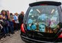 Cortejo fúnebre de Sinead O'Connor reúne centenas de pessoas na Irlanda