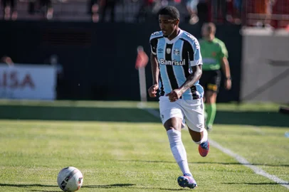 Guilherme Guedes, lateral do Grêmio<!-- NICAID(15271668) -->