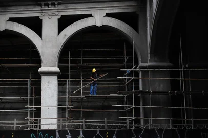 Porto Alegre, RS, Brasil - 12/01/2024 - Conclusão de obras do viaduto Otávio Rocha pode atrasar. (Na foto: Anselmo Cunha/Agência RBS)<!-- NICAID(15649162) -->