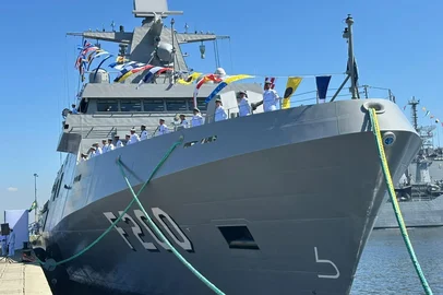 Fragata Tamandaré é incorporada à Marinha<!-- NICAID(16272392) -->