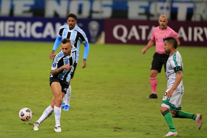 Confira cinco missões de Tiago Nunes para a primeira semana de treinos pelo Grêmio