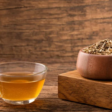 Medicinal fennel hot drink - Foeniculum vulgareIndexador: LLEUFonte: 577553445<!-- NICAID(15537069) -->