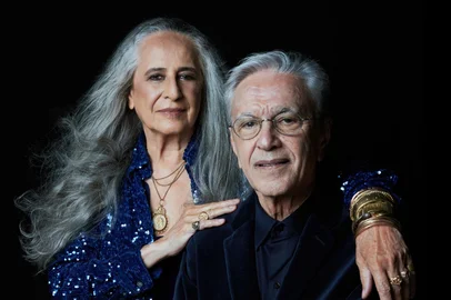 Maria Bethânia e Caetano Veloso vão se apresentar em Porto Alegre em 2025.<!-- NICAID(15933471) -->
