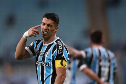 PORTO ALEGRE, RS - Campeonato Brasileiro: GRÊMIO x AMÉRICA, MG - Foto: Anselmo Cunha, Agência RBSNa imagem, Luis Suárez<!-- NICAID(15464167) -->