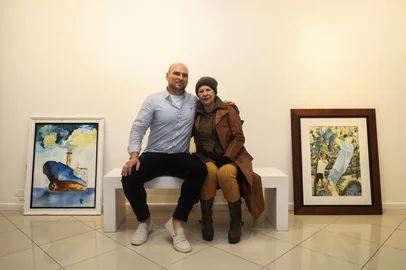 CAXIAS DO SUL, RS, BRASIL. 02.07.2025. Inspirada no comportamento humano, a exposição Nobres Virtudes, dos artistas visuais Diego Boschetti e Genoveva Parmeggiani Finkler, estreia nesta quinta-feira (3), na Galeria Municipal de Arte Gerd Bornheim.Indexador: Bruno Todeschini<!-- NICAID(16071754) -->