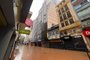 Impacto da chuva nos comércios do Centro de Porto Alegre<!-- NICAID(15762375) -->