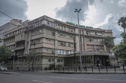 PORTO ALEGRE, RS, BRASIL - 21.01.2021 - Fachada de Hospitais. Na foto, fachada do Hospital de Pronto Socorro. (Foto:Isadora Neumann/Agencia RBS)Indexador: ISADORA NEUMANN<!-- NICAID(14696464) -->
