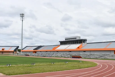 estadio Atilio Paiva Olivera<!-- NICAID(16068345) -->