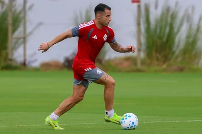 Bruno Gomes, lateral do Inter<!-- NICAID(16267192) -->