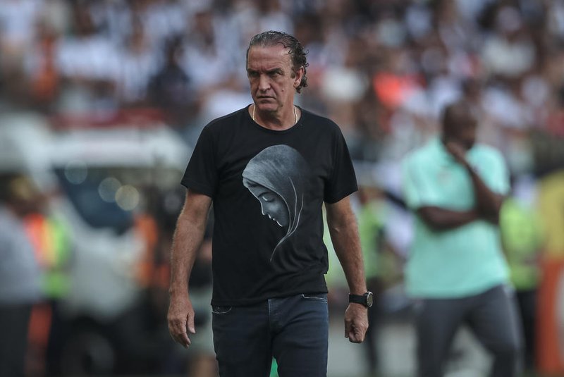 O técnico Cuca, do Atlético-MG, em jogo contra o Fluminense no Mineirão, válido pelo Brasileirão 2021.<!-- NICAID(14961056) -->
