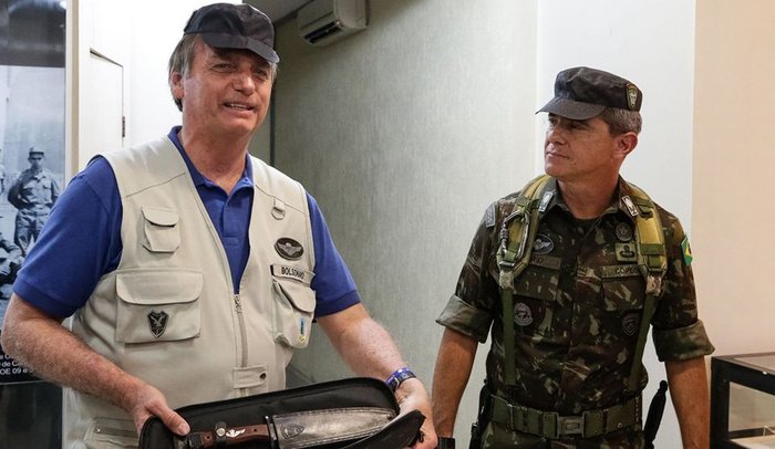 PF indicia Bolsonaro e militares por plano de golpe