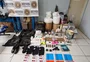 Brigada encontra explosivos, drogas e equipamentos policiais em residência de Porto Alegre