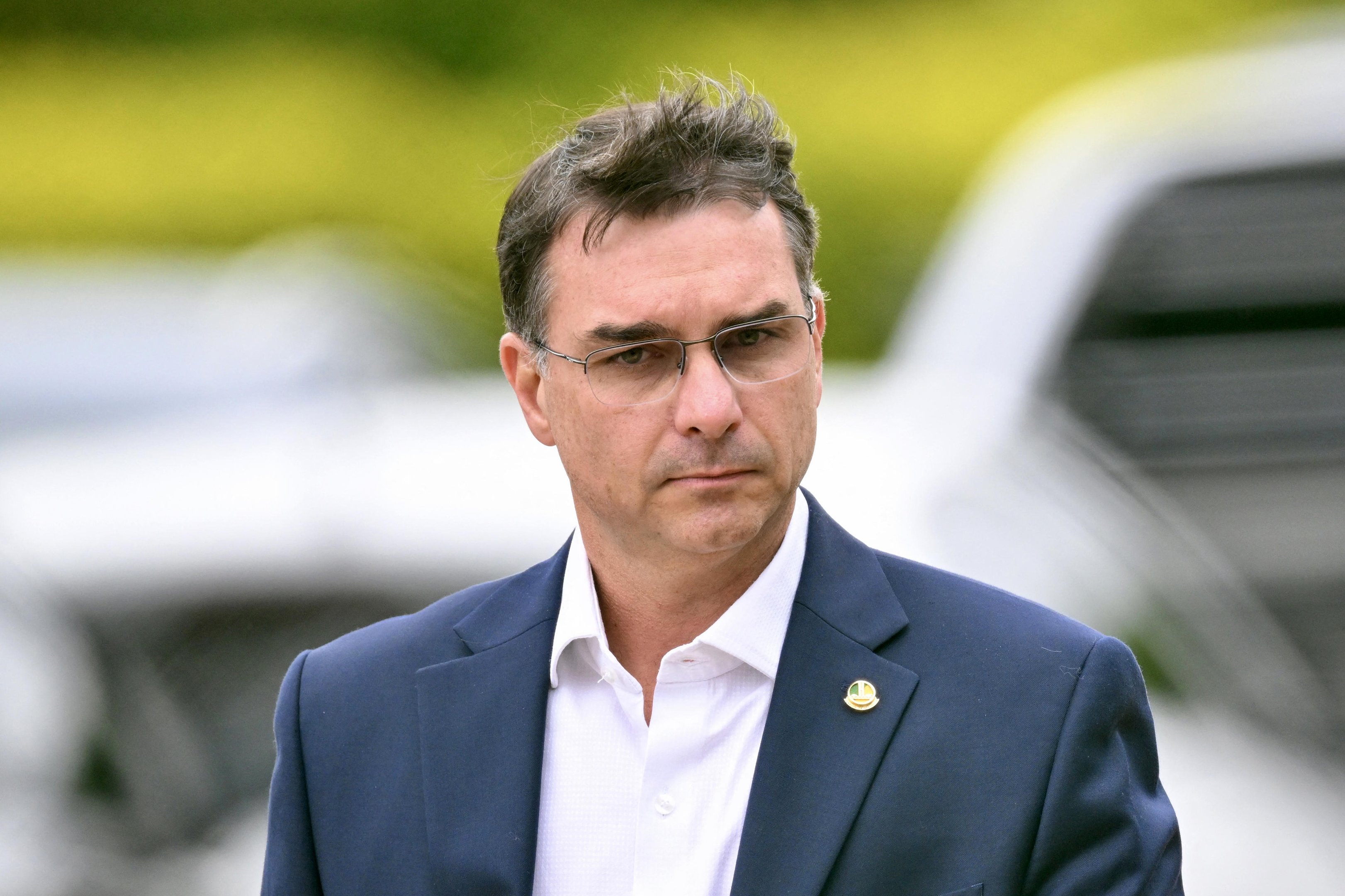 Em carta, Jair Bolsonaro confirma indica&ccedil;&atilde;o de Fl&aacute;vio como pr&eacute;-candidato &agrave; Presid&ecirc;ncia da Rep&uacute;blica