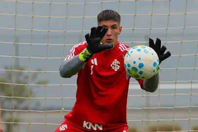 Ricardo Duarte / Inter / Divulgação Rochet volta a treinar no Inter