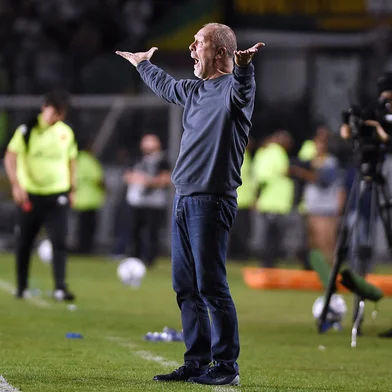 Mano Menezes em Grêmio x Vasco em São Januário pelo Brasileirão. Foto: Alexandre Durão/Grêmio/Divulgação<!-- NICAID(16084024) -->