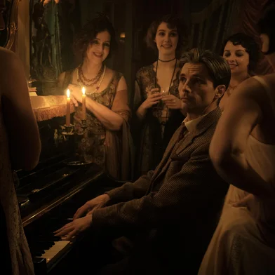 Bolero, A Melodia Eterna, De Anne Fontaine.<!-- NICAID(15904734) -->