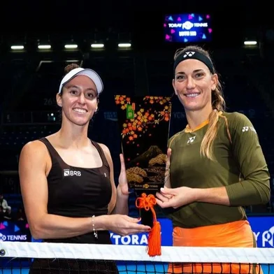 Luisa Stefani, Tímea Babos, tênis