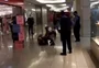 Adolescente de 15 anos é algemado em shopping da Capital; Brigada Militar abre sindicância para apurar abordagem