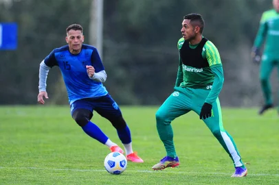 CAXIAS DO SUL, RS, BRASIL, 20/07/2021. Juventude x Cruzeiro-Poa, jogo-treino realizado no Centro de Formação de Atletas Cidadãos (CFAC). Na foto, volante Dawhan. (Porthus Junior/Agência RBS)Indexador:<!-- NICAID(14839942) -->