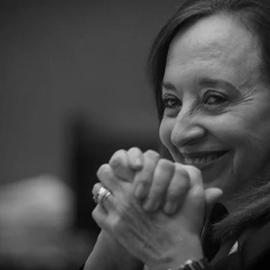 A ministra aposentada do Superior Tribunal de Justiça (STJ) Assusete Dumont Reis Magalhães morreu nesta segunda-feira (1º), aos 76 anos. Ela estava em São Paulo, onde passava por tratamento médico, e faleceu em decorrência de complicações de um câncer no pâncreas.<!-- NICAID(16179378) -->