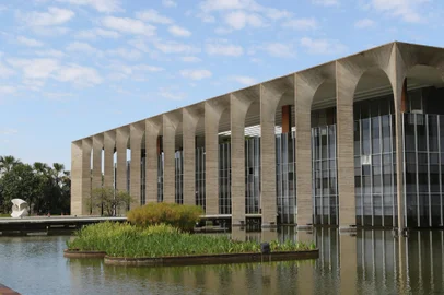 PalÃ¡cio do Itamaraty na Esplanada dos MinistÃ©riosPalácio do Itamaraty na Esplanada dos Ministérios Foto: Fabio Rodrigues Pozzebom / Agência Brasil/ DivulgaçãoLocal: BrasÃ­liaIndexador: Fabio Rodrigues Pozzebom/AgÃªnciFonte: AgÃªncia Brasil/Empresa Brasil dFotógrafo: Reporter Fotografico<!-- NICAID(14820030) -->