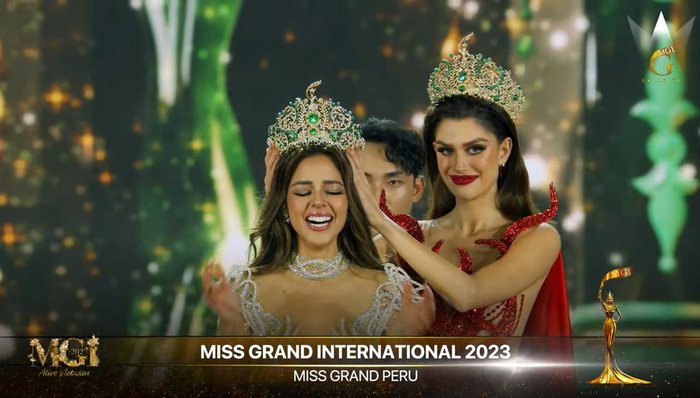 @GrandTVCH / YouTube, Reprodução