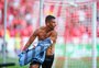 As razões para a desistência e a surpreendente permanência de Diego Souza no Grêmio