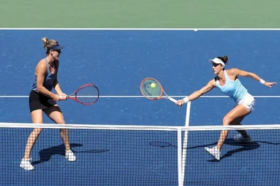 Gabriela Dabrowski e Luísa Stefani