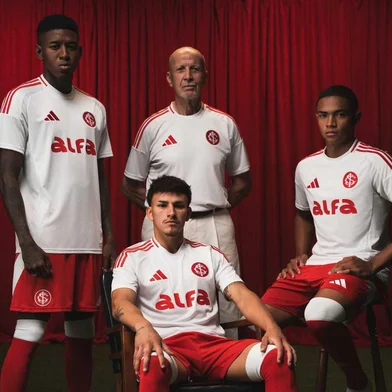 inter divulga camisa 2 para temporada 2025<!-- NICAID(16042303) -->