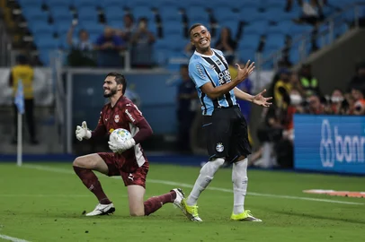 Renan Mattos / Agencia RBS PORTO ALEGRE, RS, BRASIL, 12-03-2026: Grêmio x RB Bragantino, partida válida pela quinta rodada do Brasileirão 2026. O jogo ocorre na Arena, em Porto Alegre. Foto: Renan Mattos/Agência RBS<!-- NICAID(16244390) -->