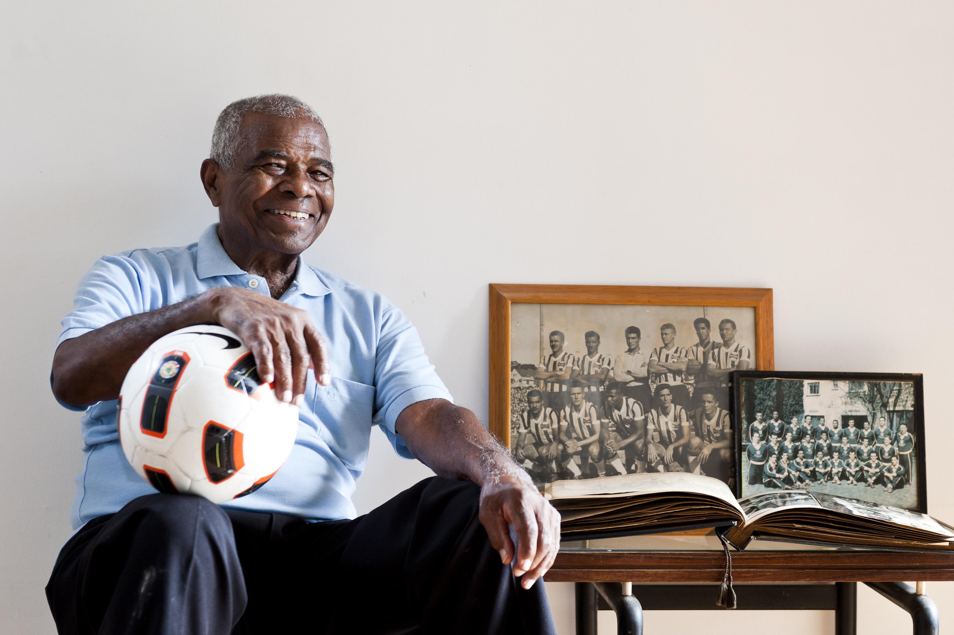 Morre Juarez Tanque, atacante do Gr&ecirc;mio pentacampe&atilde;o ga&uacute;cho na d&eacute;cada de 1950