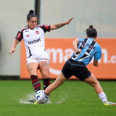 Lance de Grêmio x Flamengo pelo Brasileirão Feminino<!-- NICAID(16062934) -->