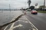 Rio Gravataí invade Avenida Assis Brasil, em Cachoeirinha<!-- NICAID(15605967) -->