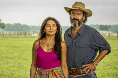 filó e josé leôncio, 2 fase, pantanal, dira paes e marcos palmeira<!-- NICAID(15063704) -->