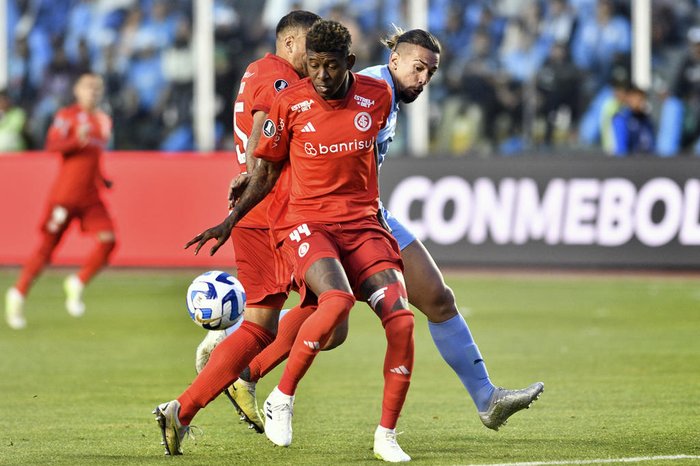 Na altitude, Inter vence o Bolívar pela Libertadores e garante vantagem  para jogo de volta