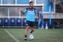 Treino GremioRS - FUTEBOL/ TREINO GREMIO 2023 - ESPORTES - Jogadores do Gremio realizam treino tÃ©cnico durante a tarde desta quarta-feira, no CT Luiz Carvalho, na preparaÃ§Ã£o para a partida valida pelo Campeonato Brasileiro 2023. FOTO: LUCAS UEBEL/GREMIO FBPA. FábioEditoria: SPOLocal: Porto AlegreIndexador: Lucas UebelSecao: futebolFonte: Gremio.netFotógrafo: Treino Gremio<!-- NICAID(15415725) -->