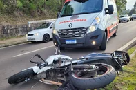Motociclista morre em acidente na RS-453, em Caxias do Sul<!-- NICAID(16018042) -->