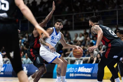 Chuzito González, basquete, NBB, Minas Tênis Clube
