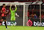 "Feliz em ter feito uma boa partida", diz goleiro do Juventude, melhor em campo no empate com o Atlético-GO