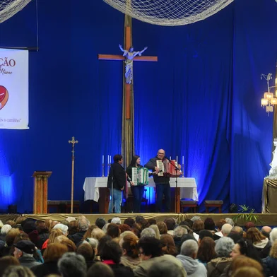 CAXIAS DO SUL, RS, BRASIL, 12/10/2023. 43° Edição do Encontro de Zeladores e Zeladoras de Capelinhas, em Caxias do Sul. (Bruno Todeschini/Agência RBS)Indexador: BTK<!-- NICAID(15567601) -->