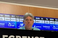 Renato, entrevista<!-- NICAID(16385515) -->