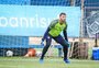 "A gente se comportou bem, mesmo com um a menos", diz Gabriel Grando após classificação do Grêmio na Copa do Brasil