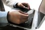 Compras pela internet movimentam a economia. E-commerce e comércio online. <!-- NICAID(6356915) -->