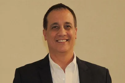 Morre Antônio Maçada, professor de Administração da UFRGS: "Formou muitos colegas que hoje são professores"<!-- NICAID(16286162) -->